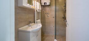 Ideas para reformar baños pequeños y aprovechar el espacio
